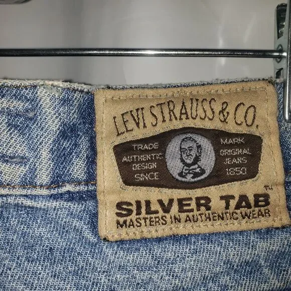 VINTAGE 90'S LEVIS Silver Tab Light Wash Denim Straight Leg Jeans